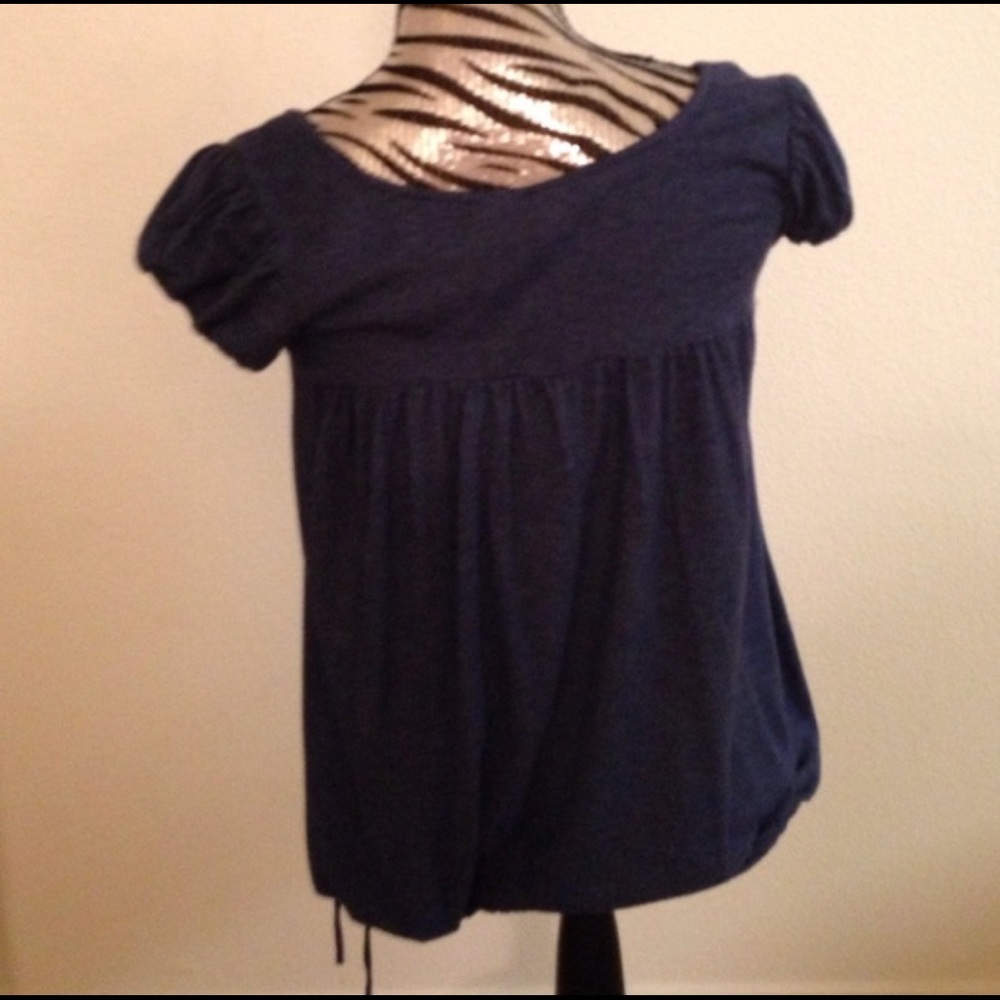 No Boundaries - blue top